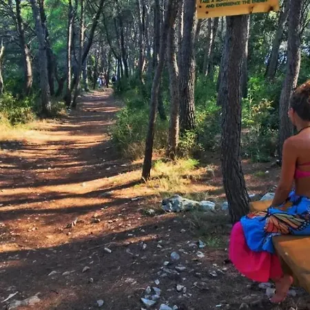 Marinovic By Guide * Potirna