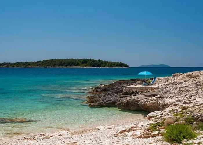 Villa Marinovic By Guide